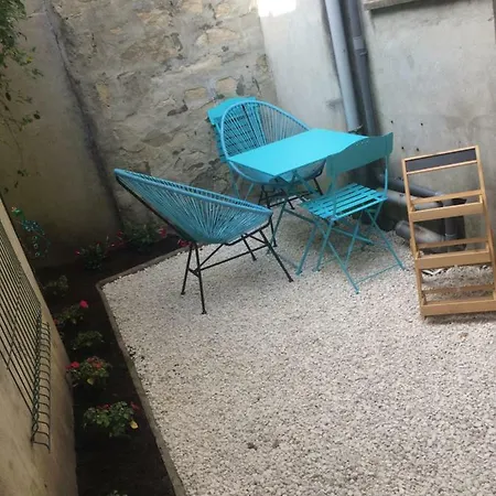 F2 Cosy Avec Cour Apartment Milly-la-Foret Exterior photo